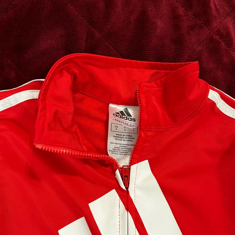 Boys Adidas jacket - Picture 2 of 4